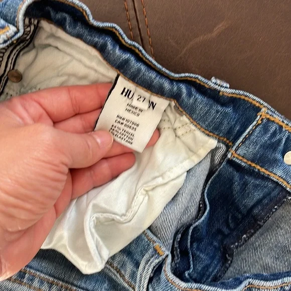 Hudson distressed jean shorts size 27 - Picture 4 of 7